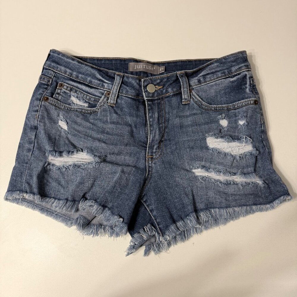 Just Usa Distressed Denim Shorts With Raw Hem Size 27 Womens Casual Summerwear